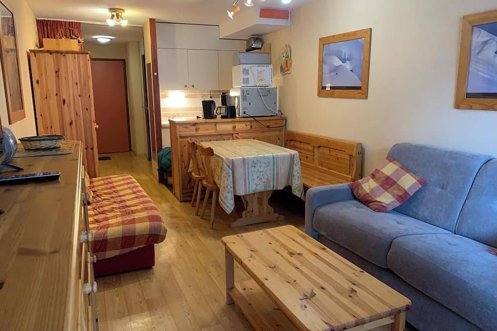 Apartamento entero, Estudio para 4 personas al pie de las pistas, en Hauts de La Rosière. in La Rosière, Montvalezan