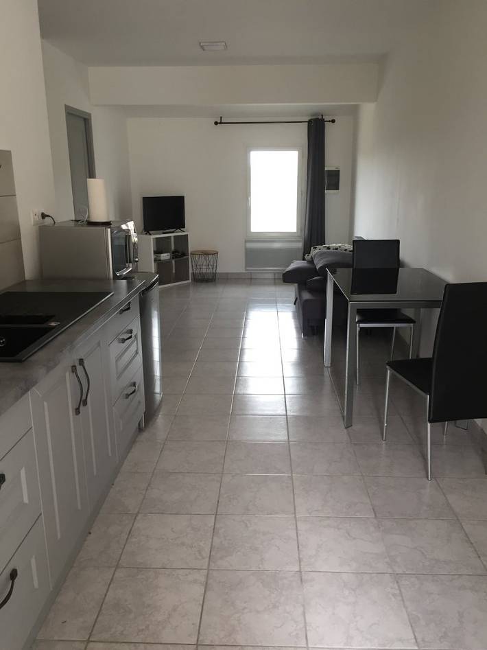 Gîte pour 2 personnes, avec terrasse à Larée - 3