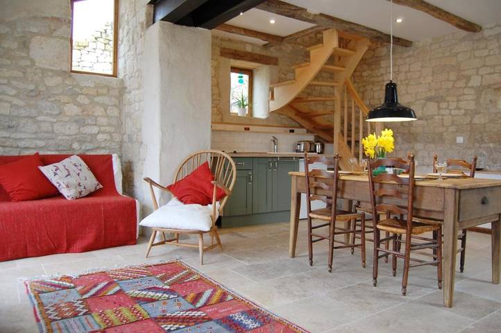 Location de vacances pour 4 personnes, avec jardin ainsi que piscine et vue, animaux acceptés à Puylaroque - 4