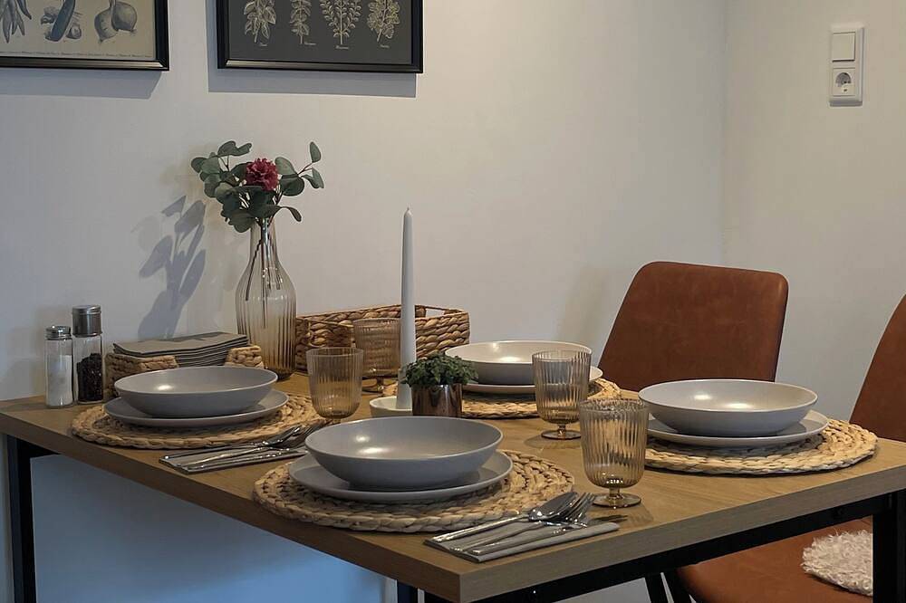 Ganze Wohnung, Moderne Ferienwohnung in Zeil am Main, Fränkisches Weinland