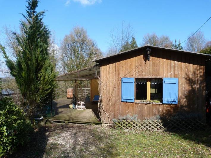 Location de vacances pour 2 personnes, avec Balcon et Terrasse ainsi que Jardin et Vue à Traves (homonymie)