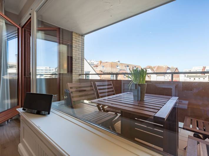Ganze Wohnung, Moderne 2-Zimmer-Wohnung in Westerland mit Nord-Balkon und zentraler Lage in Westerland, Sylt (Gemeinde)
