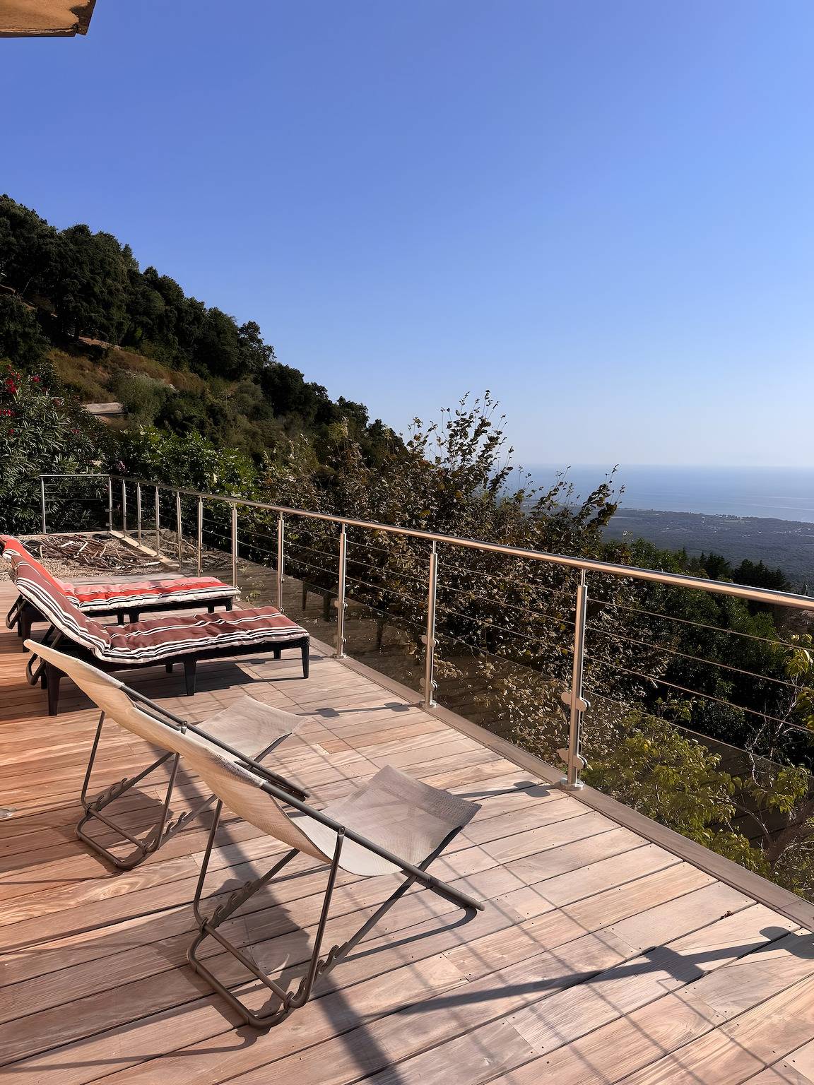 Komfortable Villa mit außergewöhnlichem Meerblick, privater Terrasse und Wlan in Cervione, Corte und Umgebung