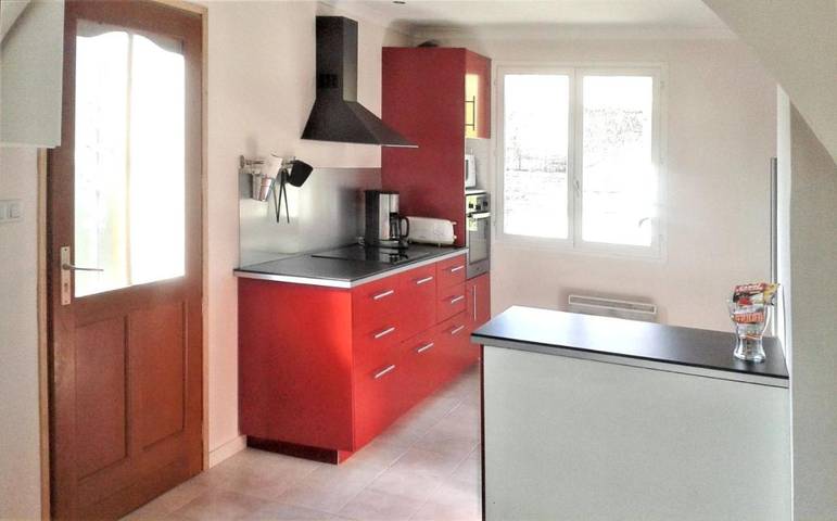 Location de vacances pour 8 personnes, avec piscine ainsi que jardin et terrasse, animaux acceptés à Orthoux-Sérignac-Quilhan - 2