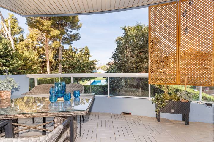 Gîte pour 6 personnes, avec piscine ainsi que terrasse et jardin à Salou - 4