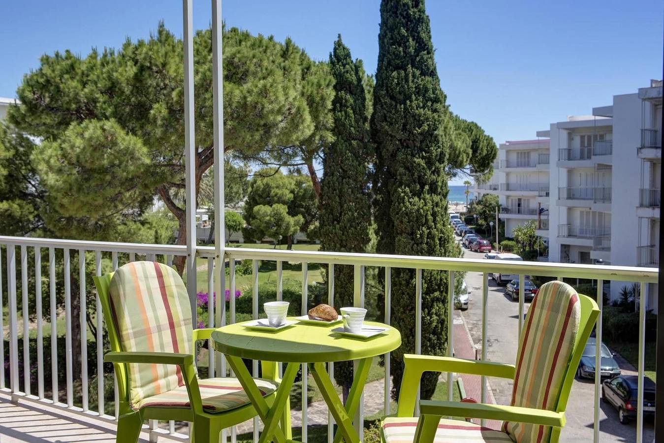 Apartamento entero, Apartamento 'Ducal Mar' con jardín compartido, Wi-Fi y aire acondicionado in Playa de Gandía, Costa de Valencia