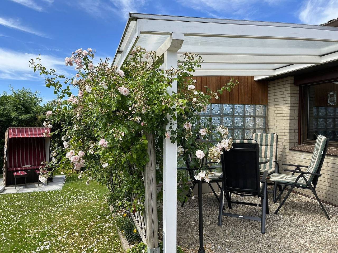 Gemütliches Ferienhaus in Warwerort, 150 m zur Nordsee, mit Garten. Kurtaxenfrei in Badestelle Warwerort, Warwerort