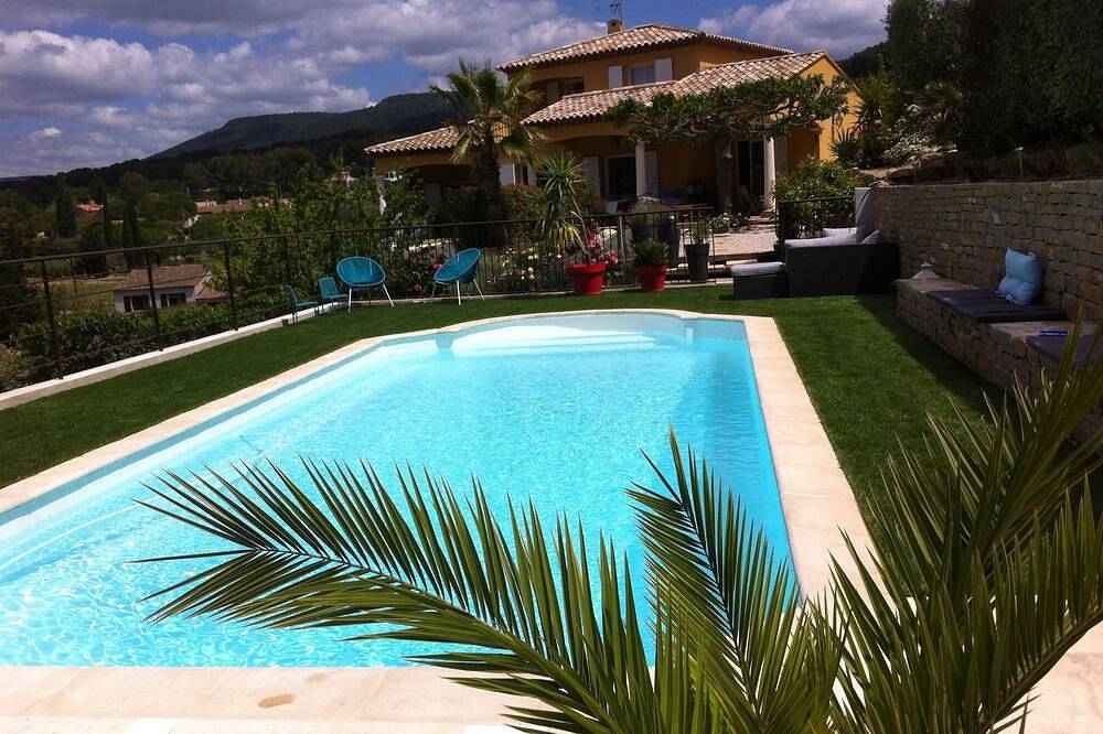 Charmant rez de villa 3*** piscine independante, securisée, grand jardin in Évenos, Côte méditerranéenne (France)