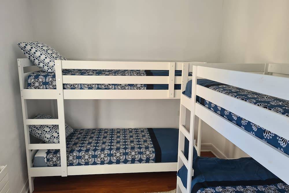 Maison divisée en 2 appartements à 20 min de Disneyland, 25 min Paris in Thorigny-sur-Marne, Seine-et-Marne