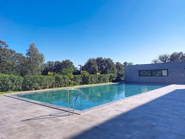 Gîte pour 8 personnes, avec terrasse en Corse
