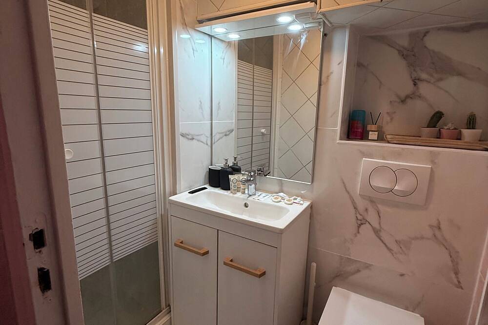 Apartamento entero, L'Interdit House - Limitless in Savigny-sur-Orge, Essonne