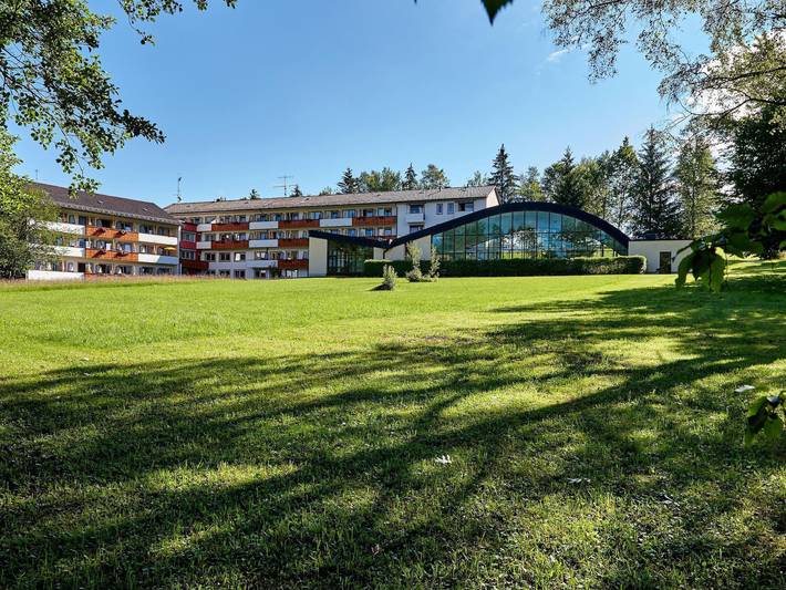 Aura Hotel Saulgrub Gmbh - Einzelzimmer Standard in Saulgrub, Bayerische Alpen