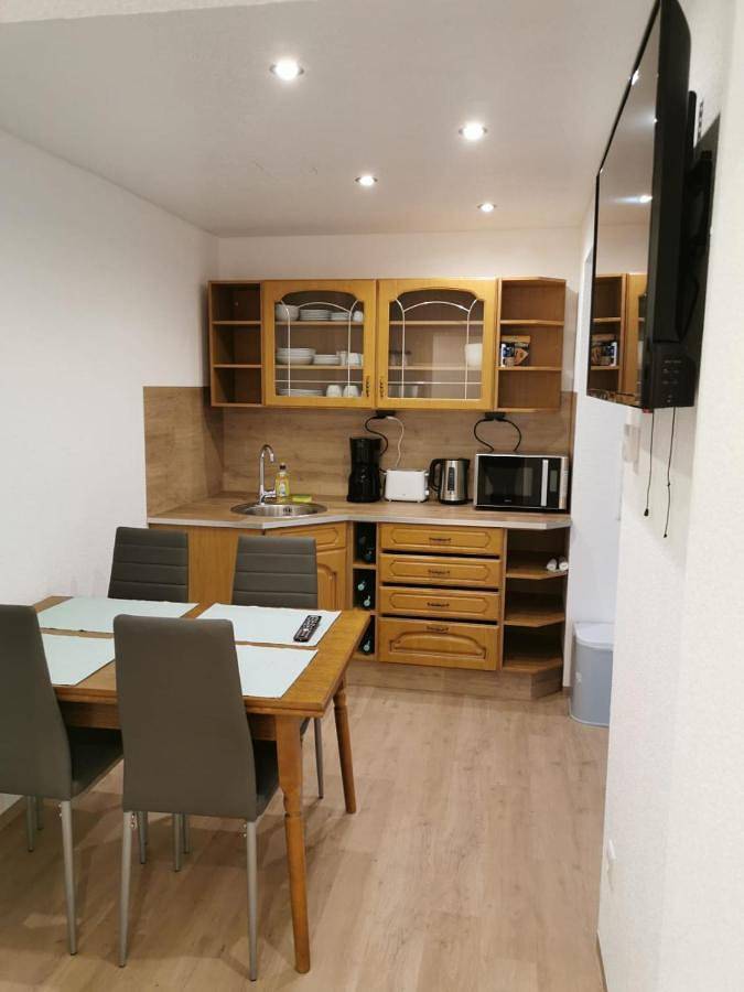 Ferienwohnung für 3 Personen, mit Terrasse in Brieselang