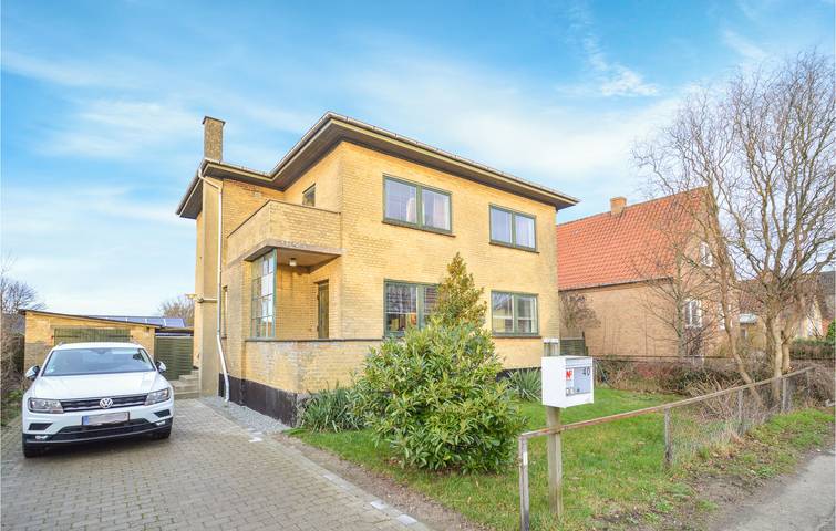 Ferienhaus für 10 Personen, mit Terrasse und Sauna in Bandholm