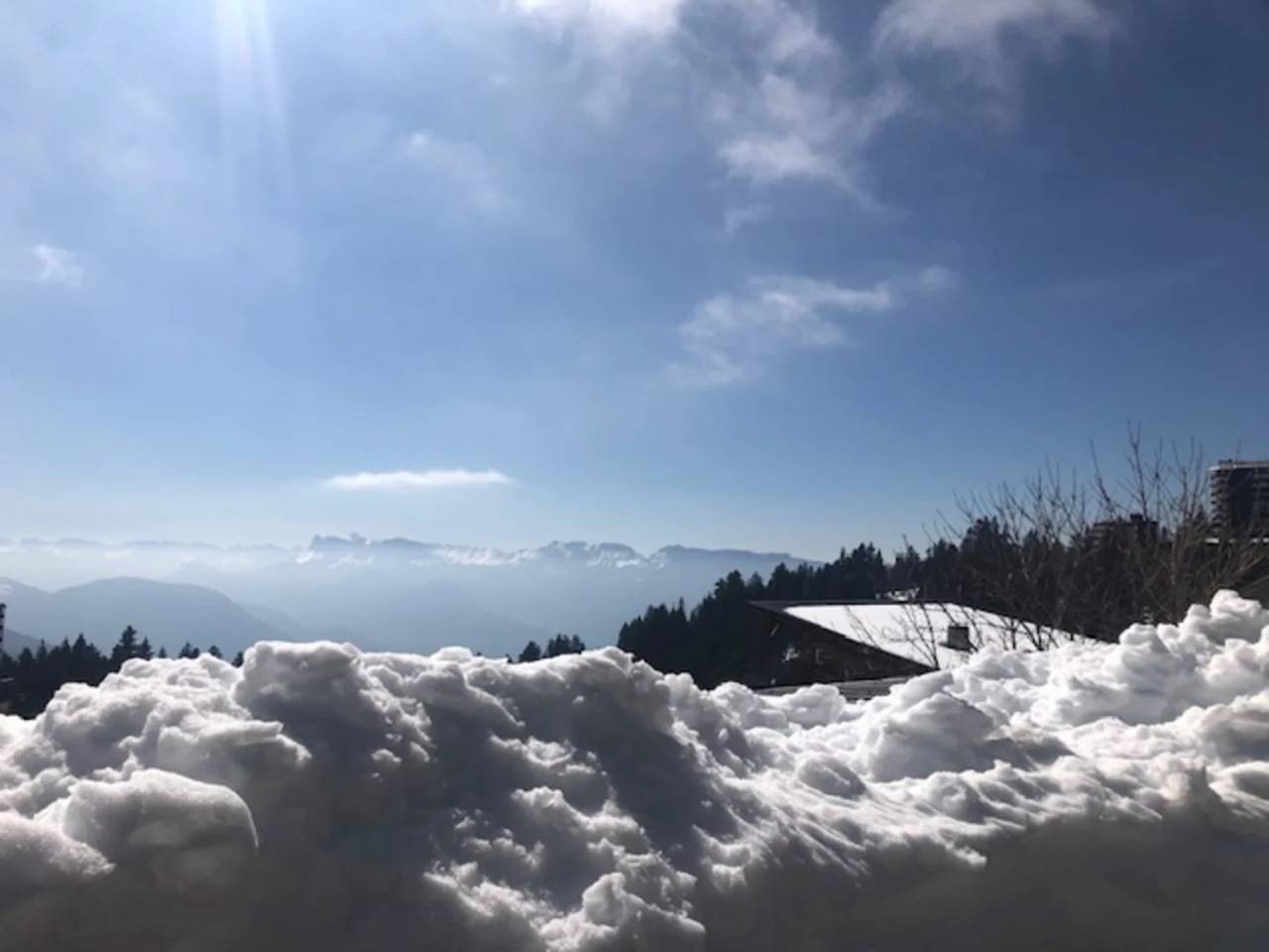 Ganze Wohnung, Appartement „Les Gentianes“ – Tal- und Bergblick, 6 Personen, 3 Schlafzimmer in Chamrousse, Nationalpark Écrins