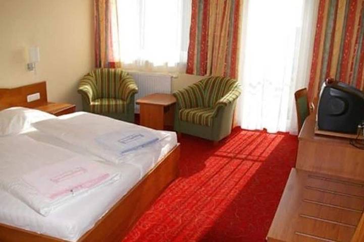 BnB für 2 Personen, mit Pool und Sauna sowie Garten in der Oststeiermark