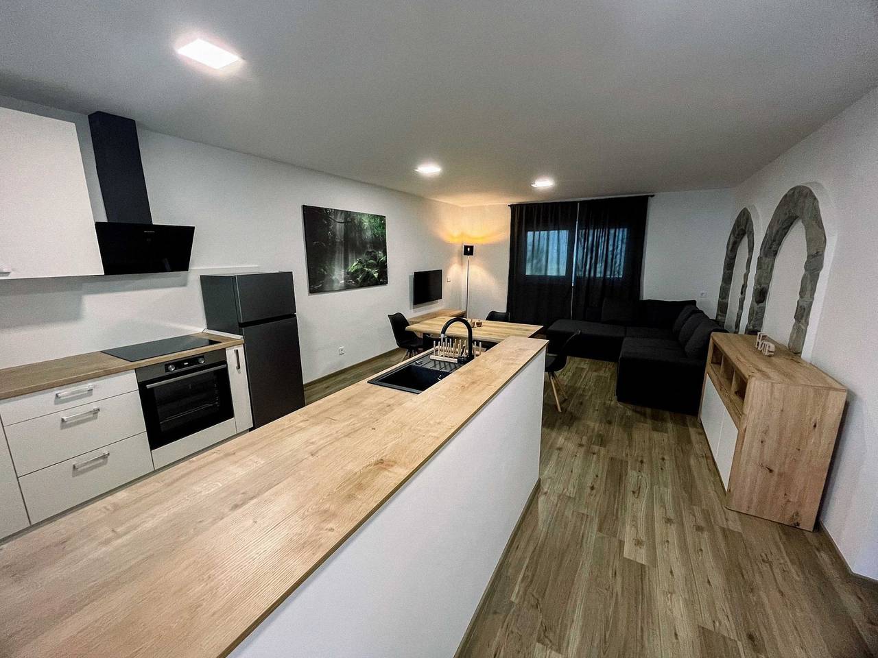 Entire apartment, Modern and Peaceful Apartment with Terrace - Two Bedroom Apartment with Terrace in Karavanke in Pohorje, Lower Styria