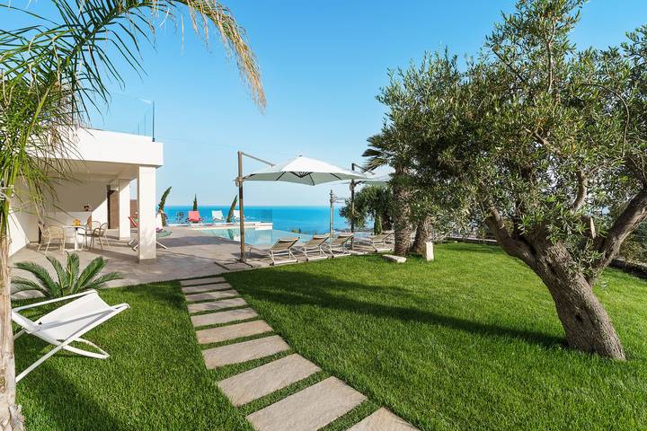 Ferienhaus für 12 Personen, mit Terrasse und Garten in Taormina - 3