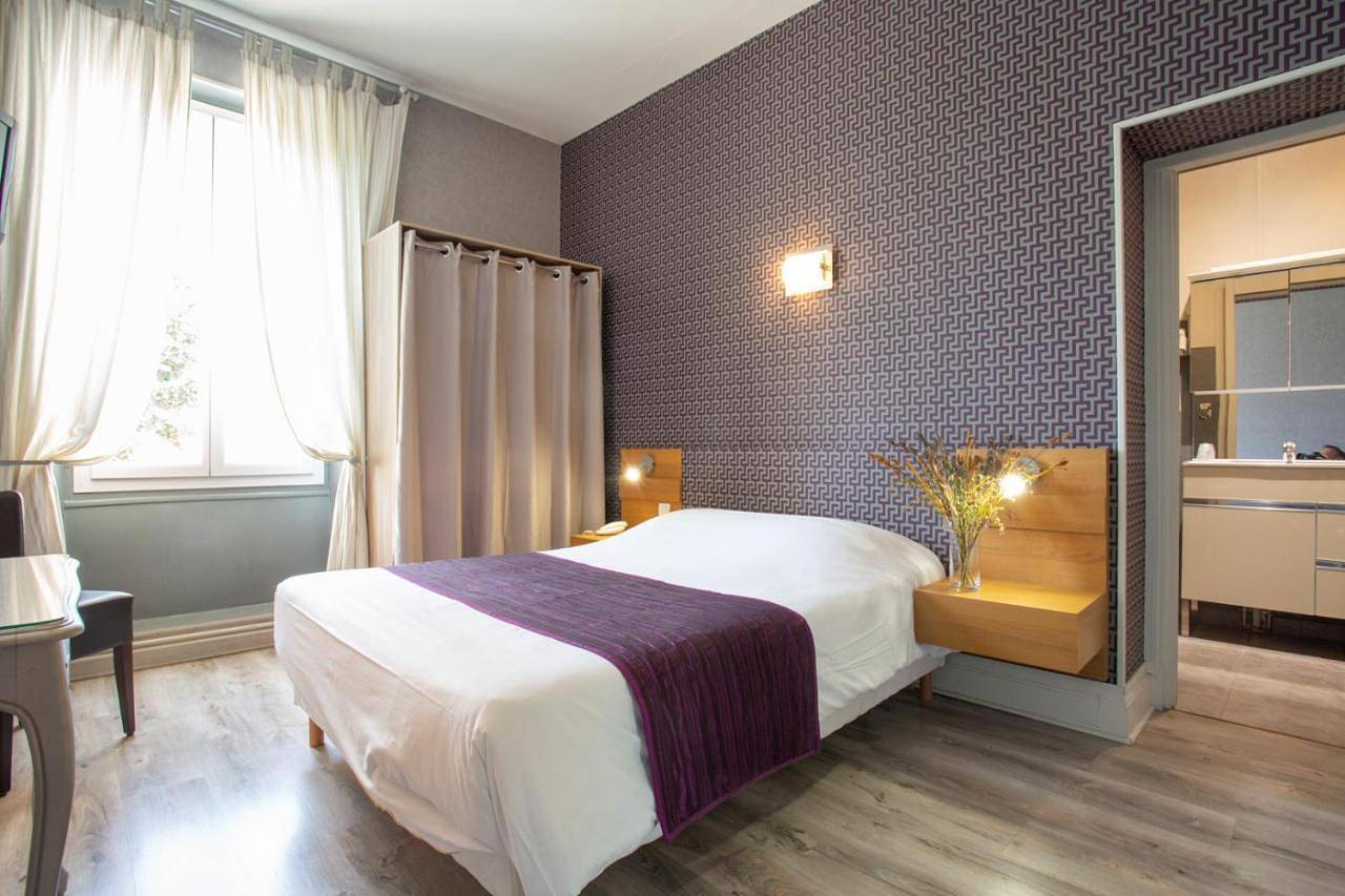 Logis Hotel L'Occitan 2 étoiles in Gaillac, Région d'Albi