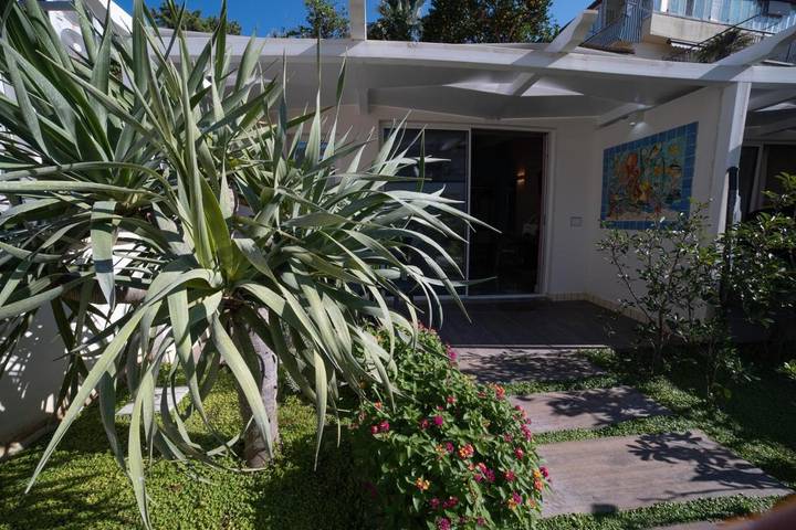 Maison d’hôte pour 3 personnes, avec jardin à Tropea - 2