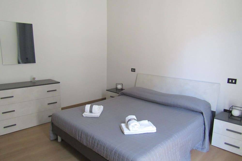 Entire apartment, Maison Cluana: Your Central Seaside Escape. in Civitanova Marche, Adriatic Coast Marken