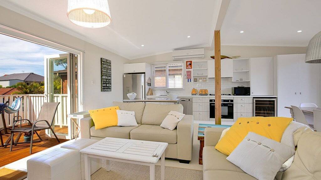 Arklow - Pet Friendly with Ocean Views in Culburra, Culburra Beach