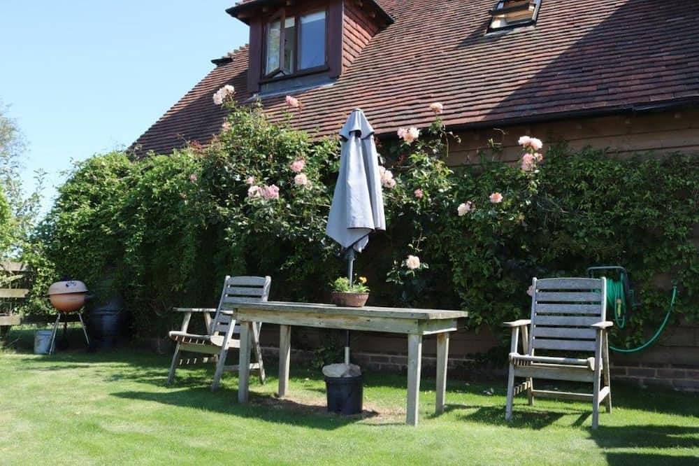 Entire apartment, Studio With Uninterrupted Views Of Romney Marsh. Visit Rye Hythe and Canterbury in Bonnington, Ashford region