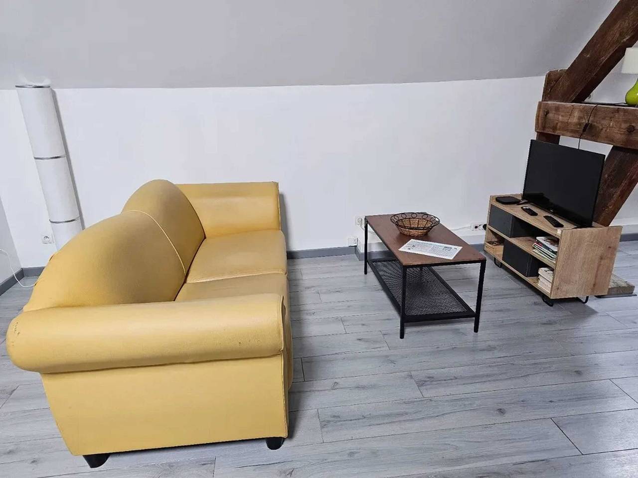 Apartamento entero, Apartamento encantador en Beaugency, 60 m² + Ducha moderna in Beaugency, Valle del Loira