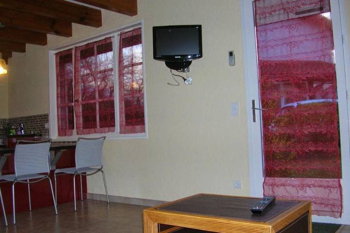 Location de vacances pour 4 personnes, avec jardin à Luglon - 3