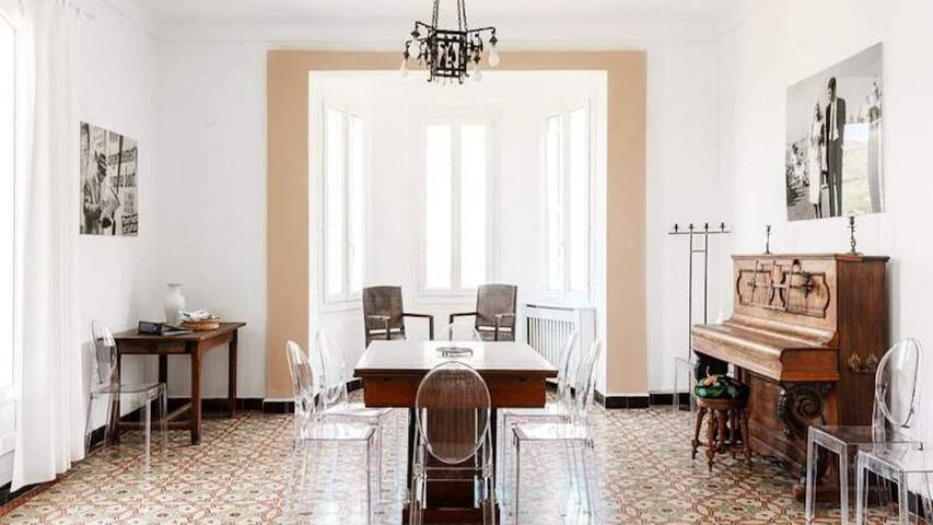 Gîte pour 11 personnes, avec piscine et jardin dans Plage d'Aiguebelle - 3