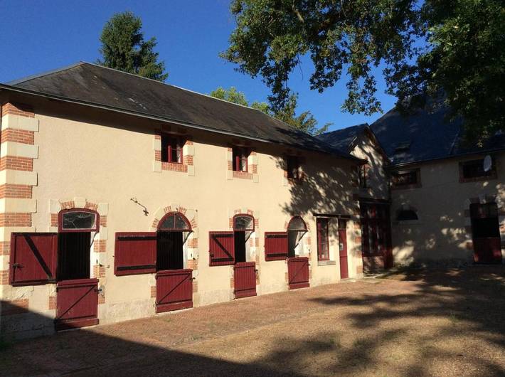 Gîte pour 10 personnes, avec terrasse, animaux acceptés à Cour-Cheverny - 2