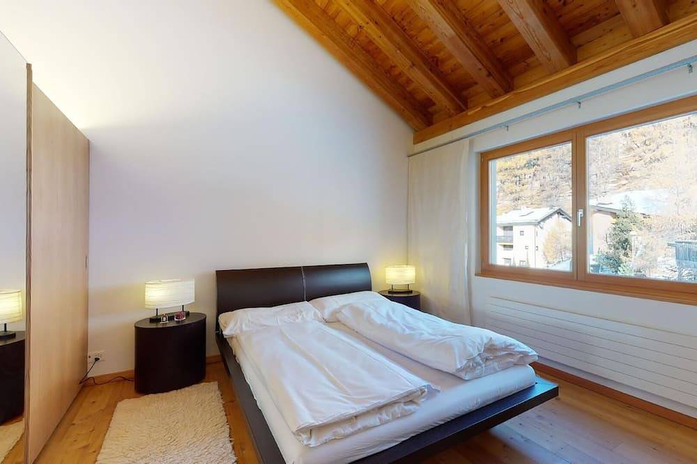 Ganze Wohnung, Grosse 3-½ Zimmermaisonette Wohnung im 2. in Corvatsch, Silvaplana