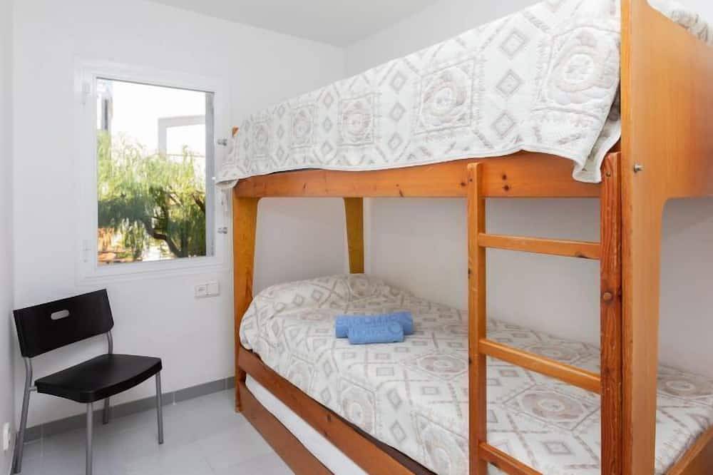 Residencial Cap de Grifeu by Interhome in Platja Grifeu, Upper Empordà