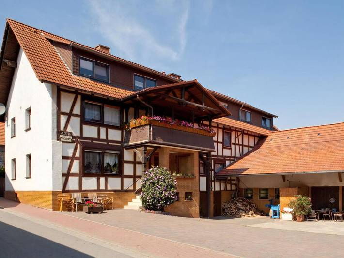 Ferienhaus für 3 Personen, mit Balkon und Garten, mit Haustier am Edersee