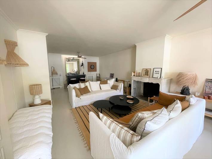 Location de vacances pour 10 personnes, avec piscine et balcon/terrasse à Maillane - 2