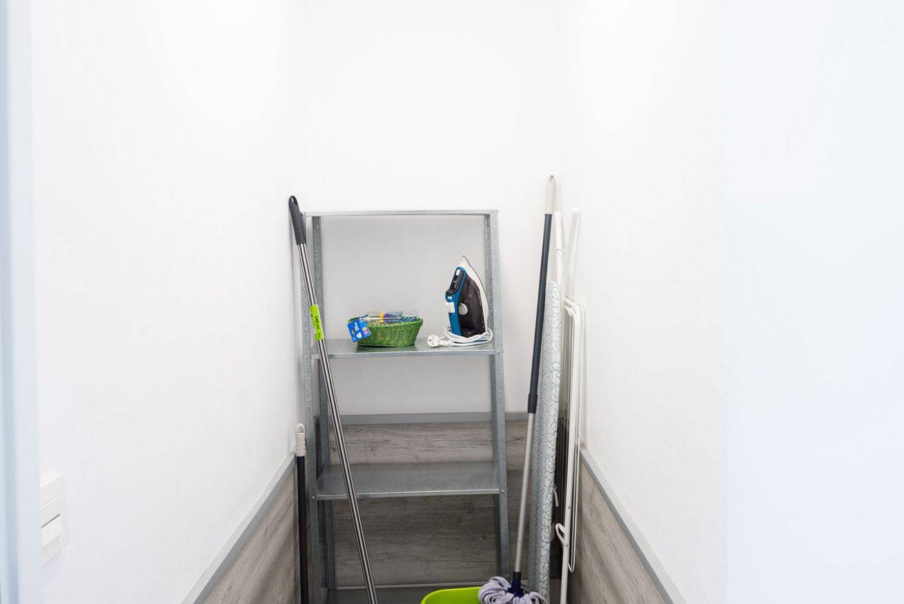 Ganze Wohnung, Gemütliche 1-Zimmer-Wohnung, 1,5 km vom Strand Playa de Poniente entfernt in Gijón, Costa Verde (Spanien)