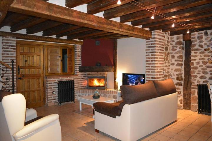 Casa de vacaciones para 8 personas, con jacuzzi y terraza - 1