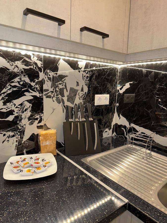 Ganze Wohnung, Two-Bedroom Apartment with Terrace in Athen, Süd-Athen