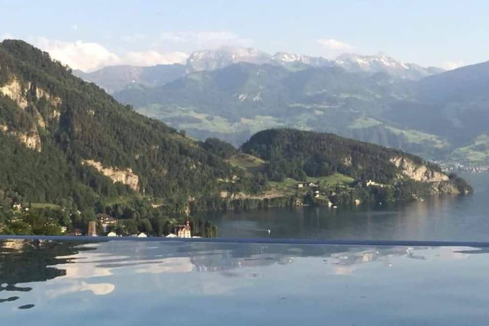Ganze Wohnung, 3 Br - Peaceful House with Lake View in Vitznau, Vierwaldstättersee