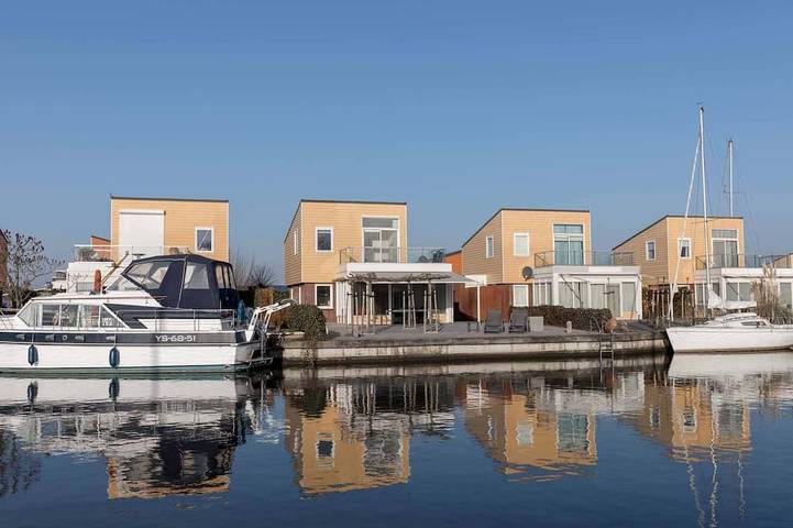 Ferienhaus für 6 Personen, mit Balkon und Garten in Oude-Tonge
