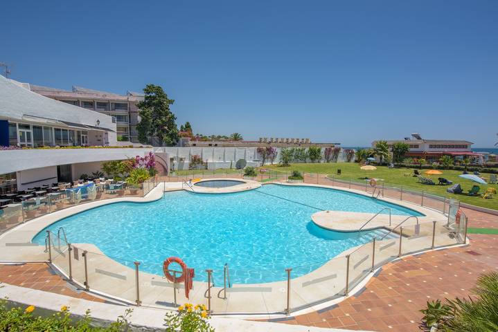 Maison de vacances pour 3 personnes, avec Balcon et Jardin ainsi que Bassin pour enfant et Sauna à Estepona