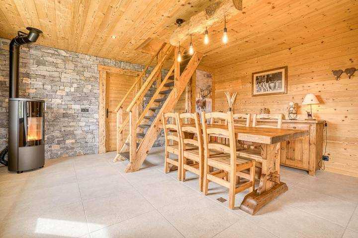 Gîte pour 5 personnes, avec Balcon et Terrasse ainsi que Jardin et Vue dans Épagny-Metz-Tessy