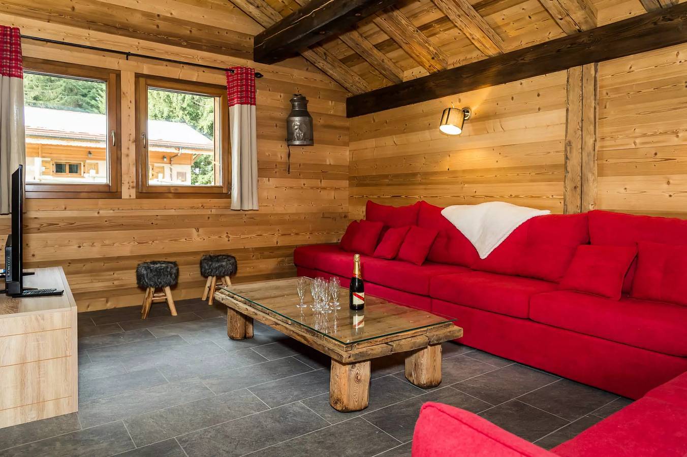 Apartamento entero, 8 estancias por 14 personas in Châtel, Les Portes du Soleil