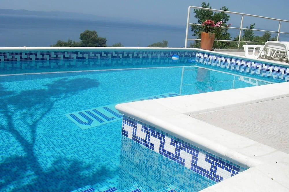 Ganze Wohnung, Villa in Podgora, 2 App. ruhig super Meer- und Inselblick. Privat Pool,Wifi in Podgora, Makarska Riviera