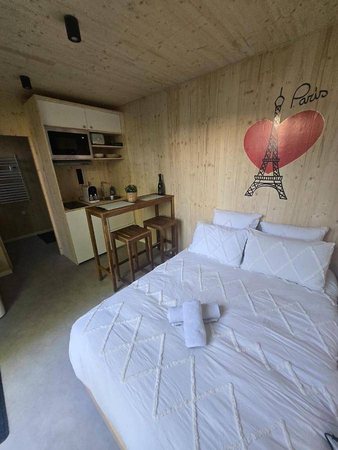 Gîte pour 2 personnes, avec jardin et vue à Saint-Gratien