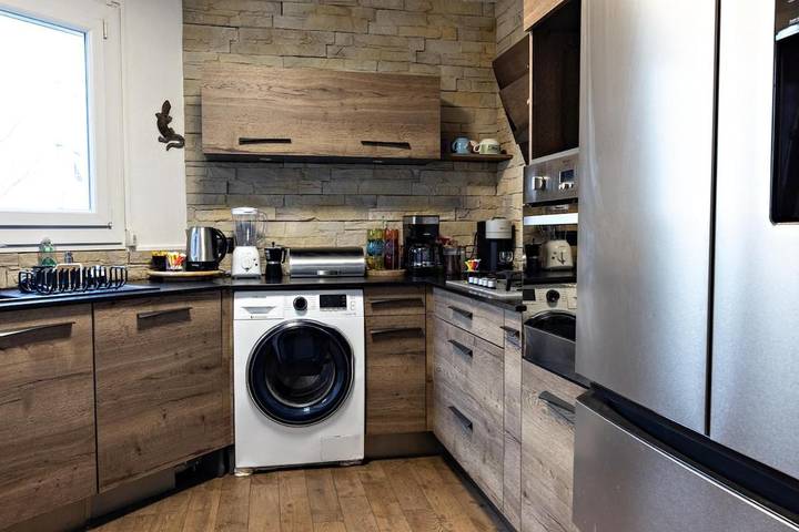 Gîte pour 8 personnes, avec balcon et jacuzzi à Chalon-sur-Saône - 2