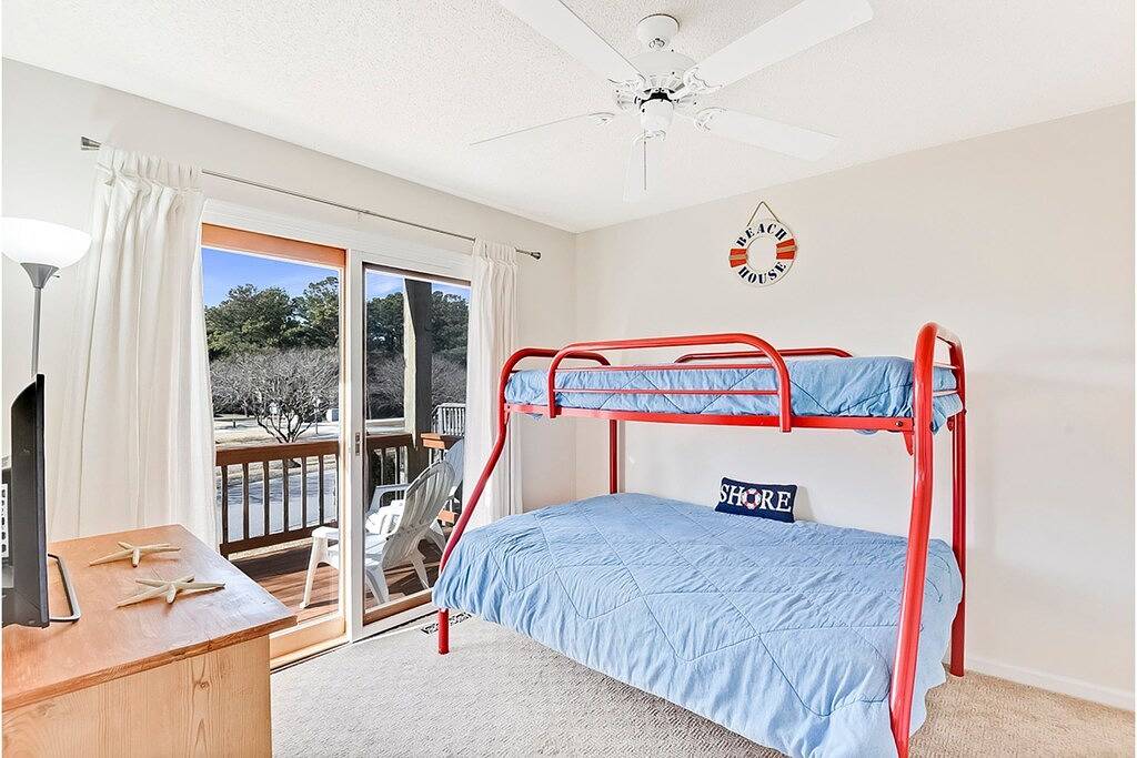 Heart of Corolls~Walk To Beaches Enjoy Unmatched Corolla Light Resort Amenities in Corolla, Currituck County