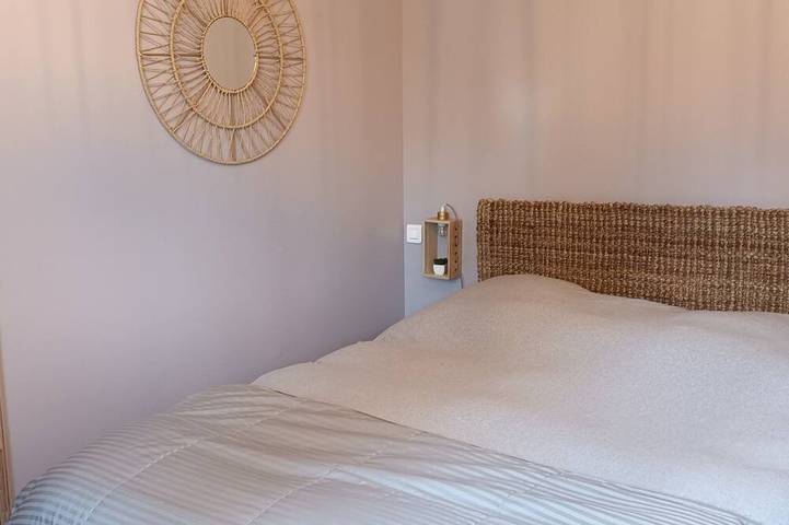 Location de vacances pour 8 personnes, avec jardin et jacuzzi, animaux acceptés à Saint-Andiol - 3