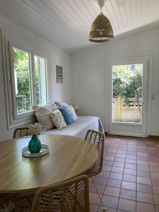 Location de vacances pour 4 personnes, avec terrasse dans Plage De La Jetee Andernos Les Bains - 2