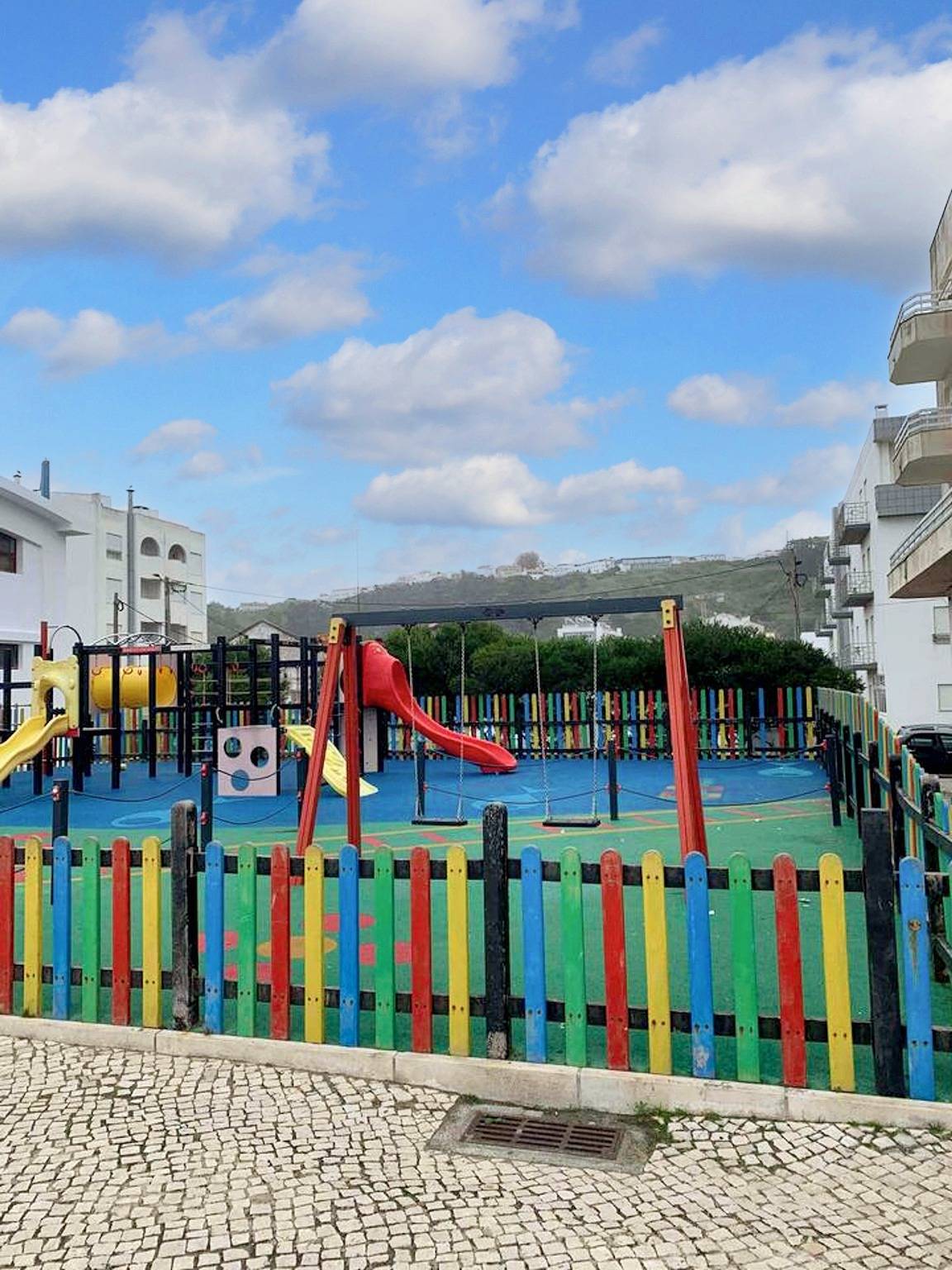 Apartamento inteiro, Apartamento confortável em Nazaré - 55 m² com estacionamento privado in Praia da Nazaré, Nazaré